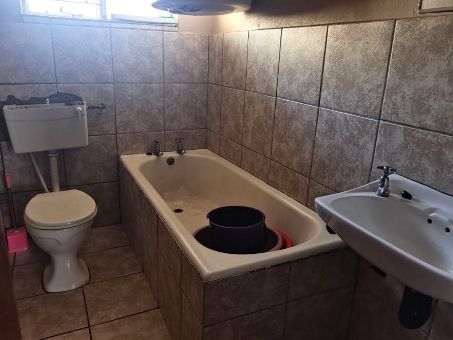 2 Bedroom Property for Sale in Kensington Eastern Cape